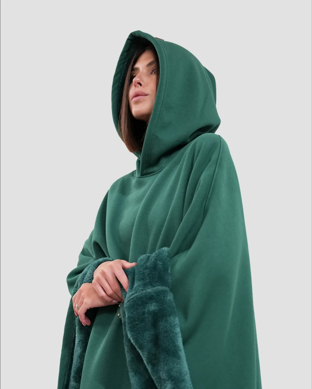 AURA - Coperta con cappuccio