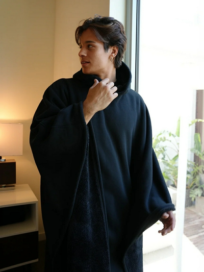 AURA - Coperta con cappuccio